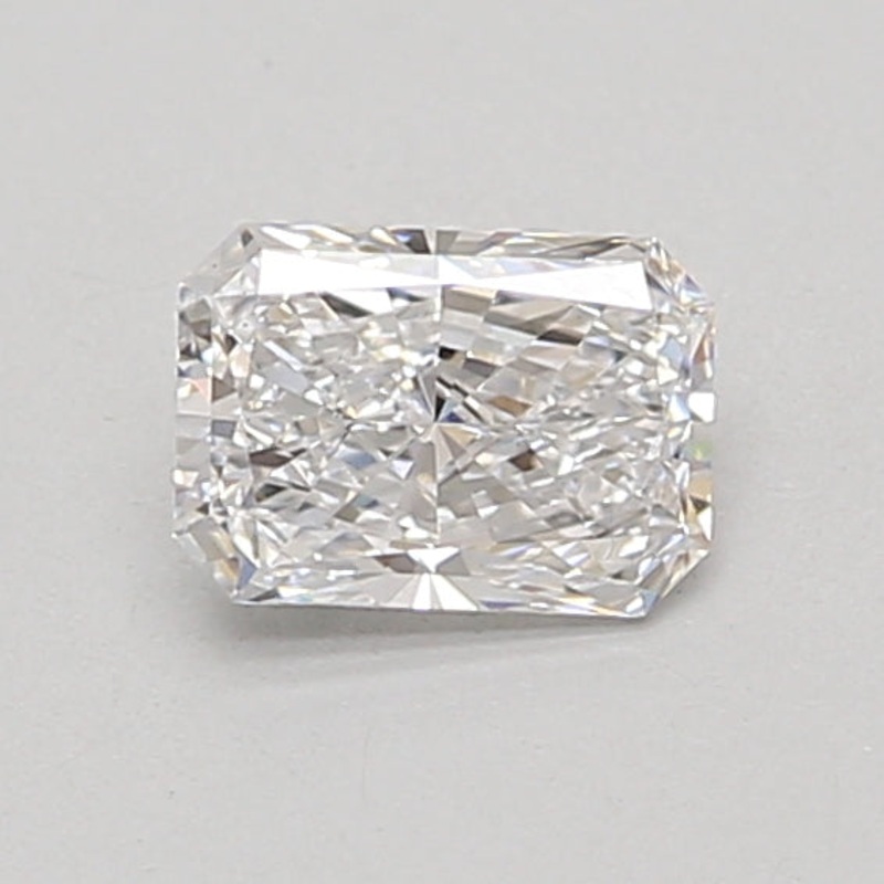 0.7 Ct Radiant Lab Diamond  D  VS2   IGI