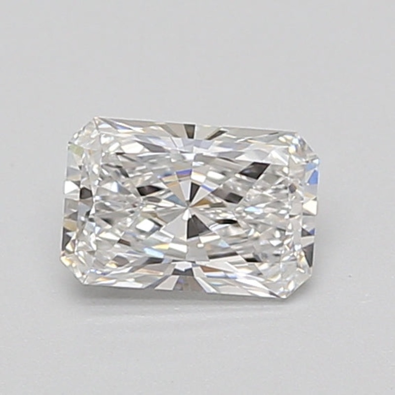0.72 Ct Radiant Lab Diamond  E  VS1   IGI
