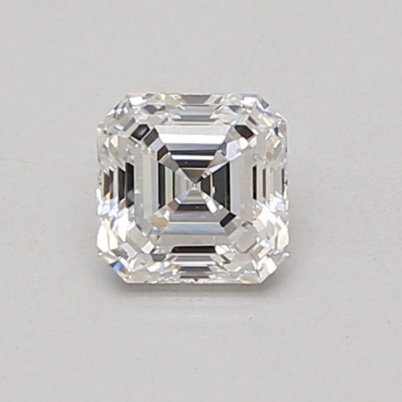 0.71 Ct Sq.emerald Lab Diamond  E  VVS2   IGI