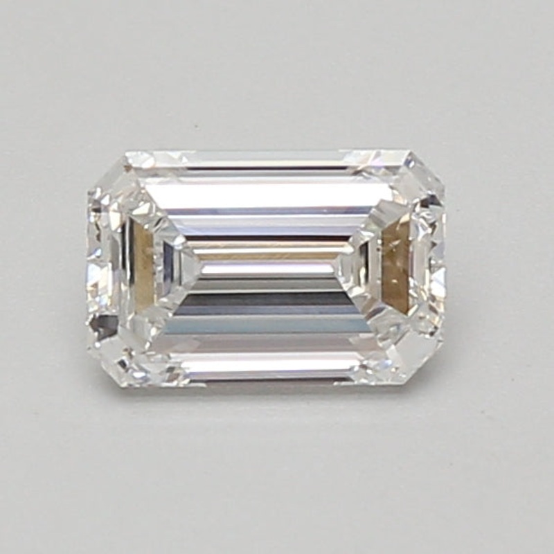 0.7 Ct Emerald Lab Diamond  E  VVS2   IGI