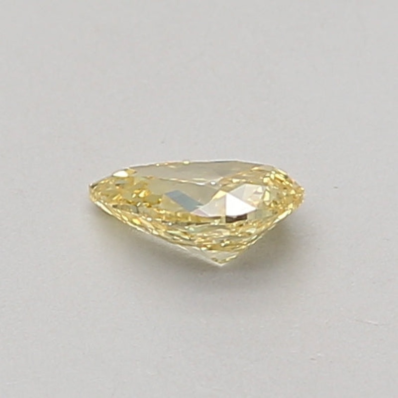 0.39 Ct Pear Lab Diamond  Fancy Vivid Yellow  VVS1   IGI