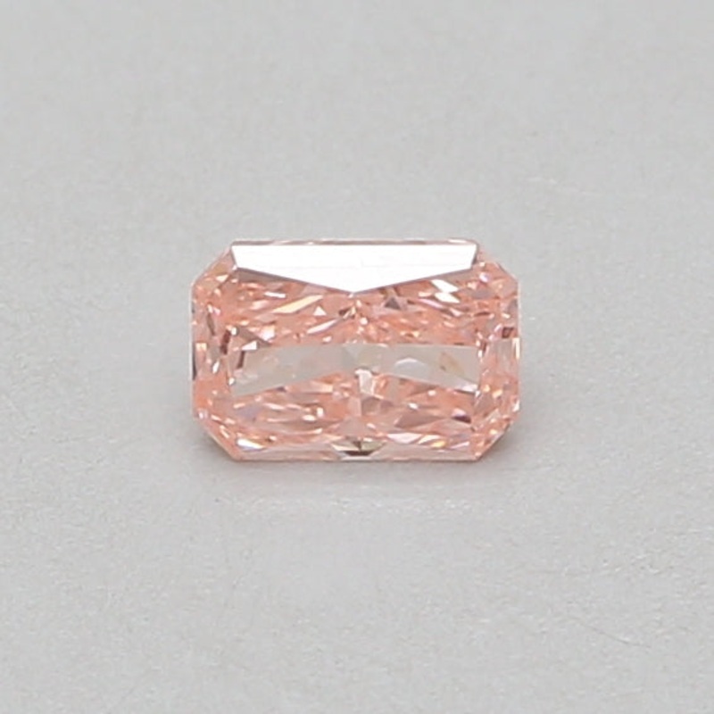 0.33 Ct Radiant Lab Diamond  Fancy Vivid Pink  VVS2   IGI