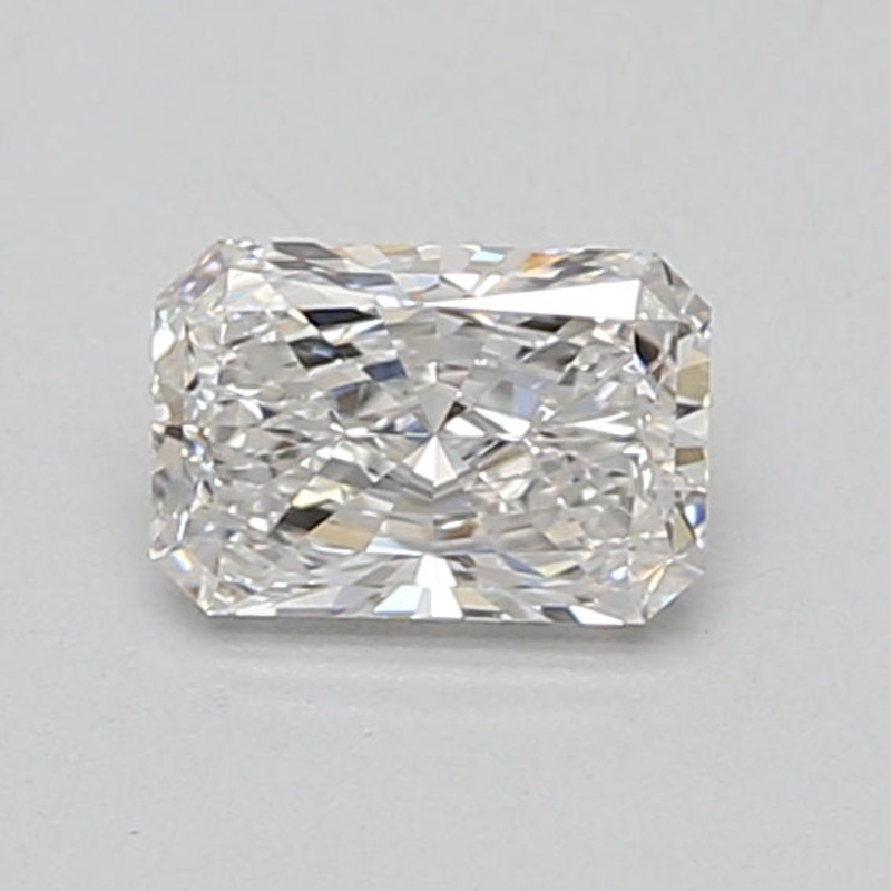0.71 Ct Radiant Lab Diamond  E  VVS2   IGI