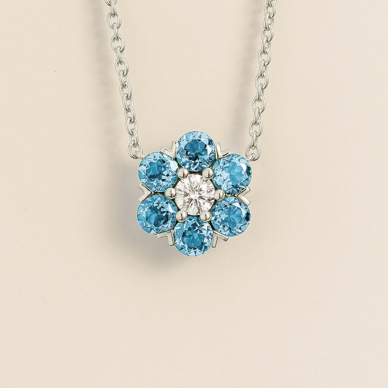 Cinq White Gold Necklace in Diamond & Aquamarine