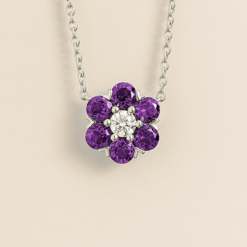 Cinq White Gold Necklace in Diamond & Purple Sapphire