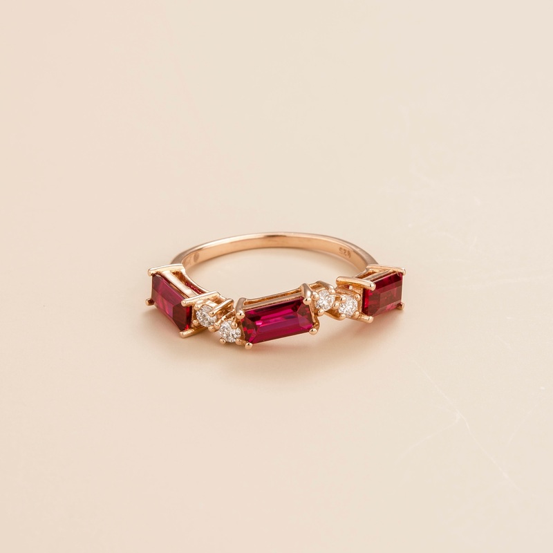 Forma Rose Gold Ring Set With Ruby & Diamond