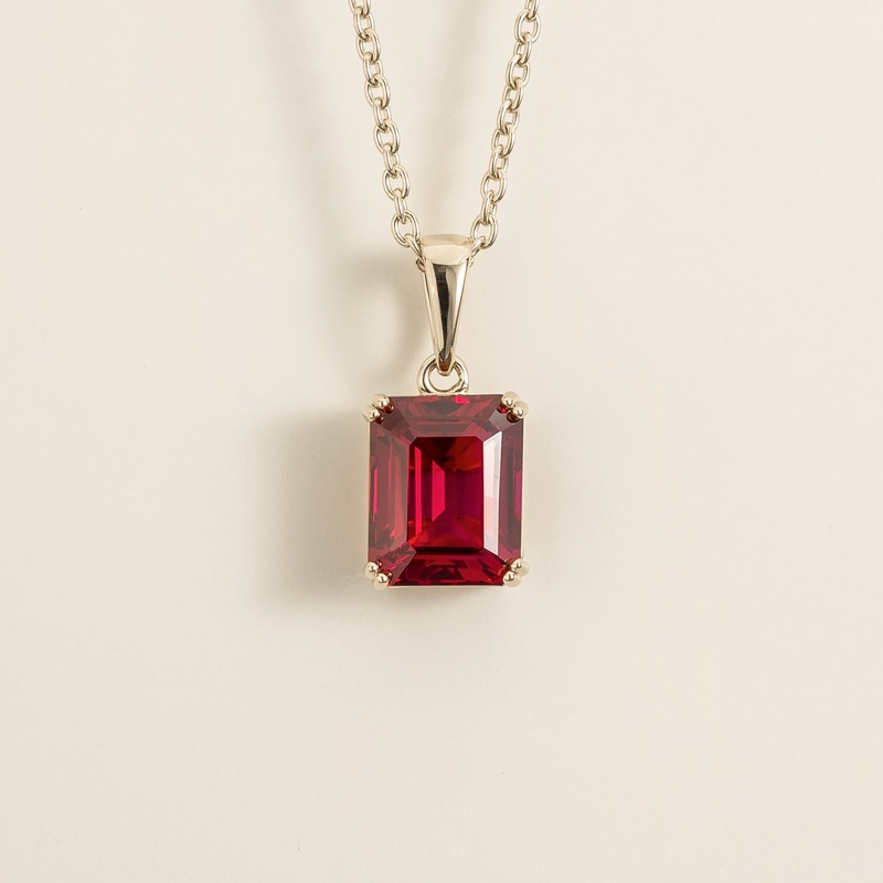 Thamani White Gold Pendant Necklace In Ruby