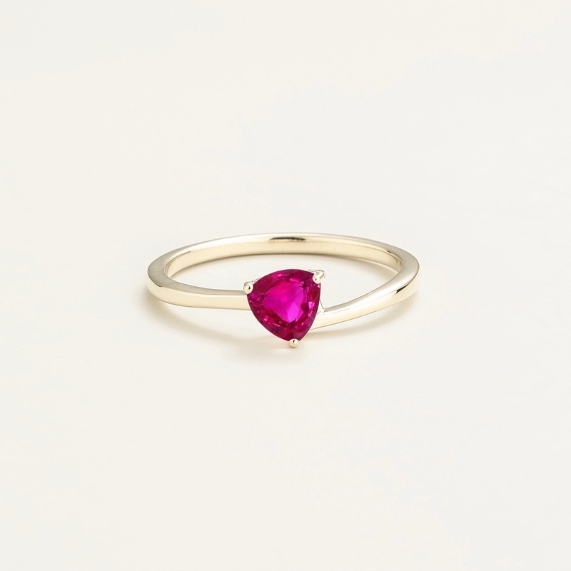 Trillion white gold ring set with vivid Pink sapphire