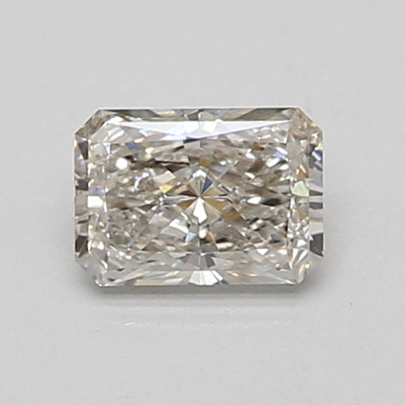 0.71 Ct Radiant Lab Diamond  H  SI1   IGI
