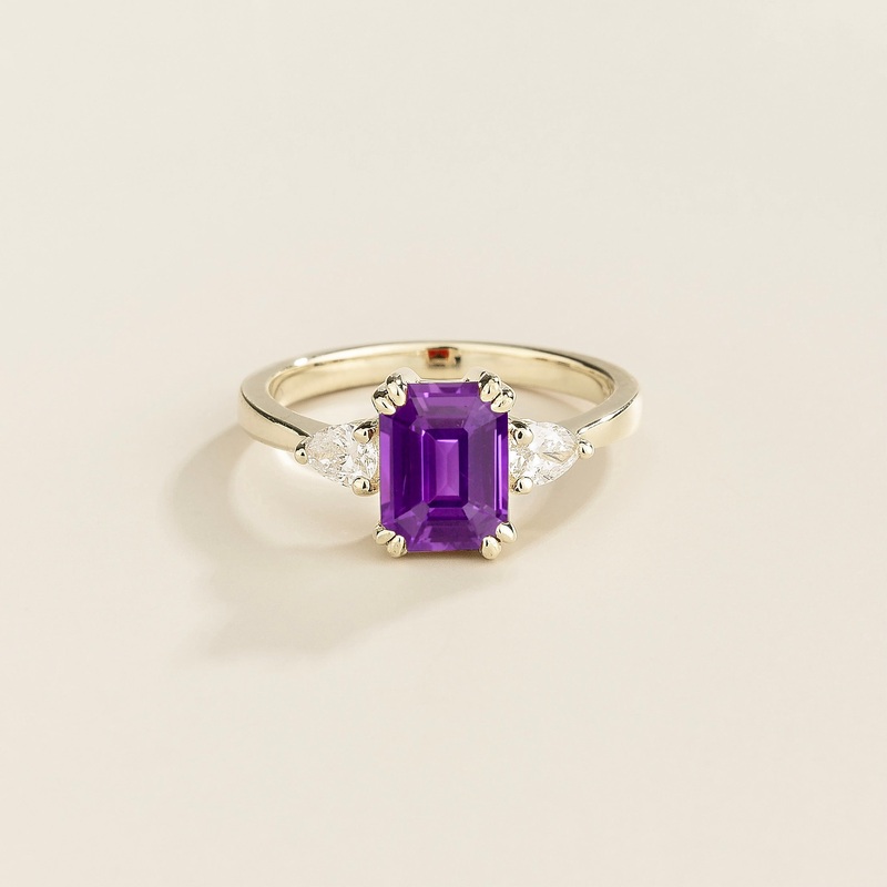 Ailes White Gold Ring Purple Sapphire & Diamonds