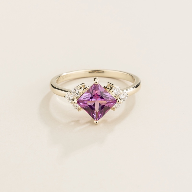 Amore White Gold Ring Purple Sapphire & Diamond