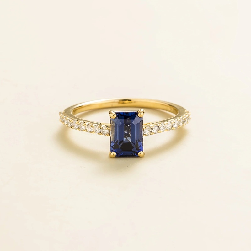 Chelle Gold Ring In Royal Blue Sapphire & Diamond