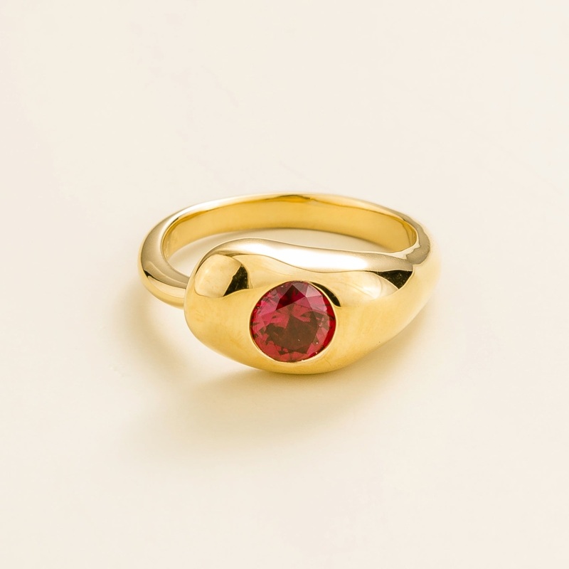 Fava Gold Ring Set With Ruby