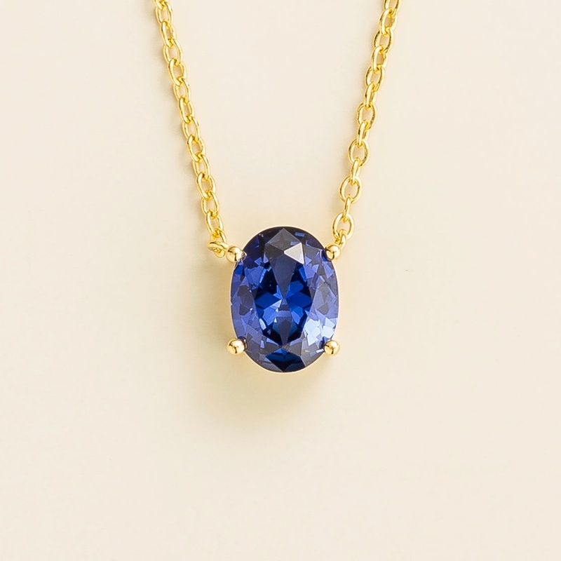 Ovo gold necklace set with Blue sapphire