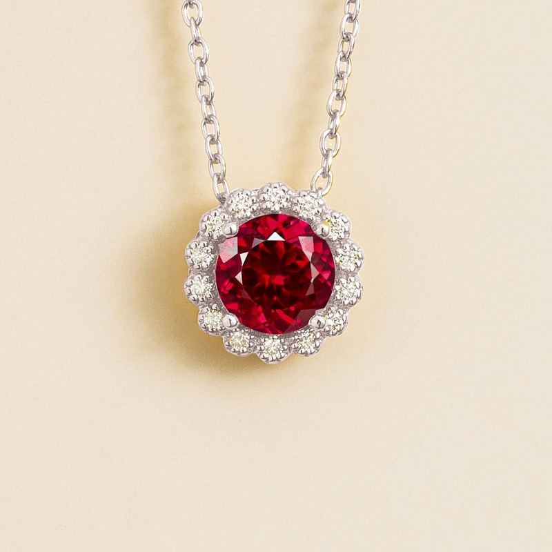 Solen White Gold Necklace Set With Ruby & Diamond