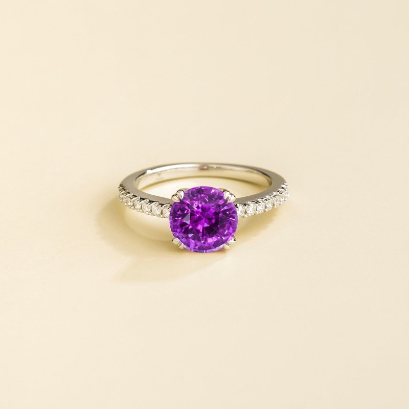 Solen white gold ring Purple sapphire & Diamond