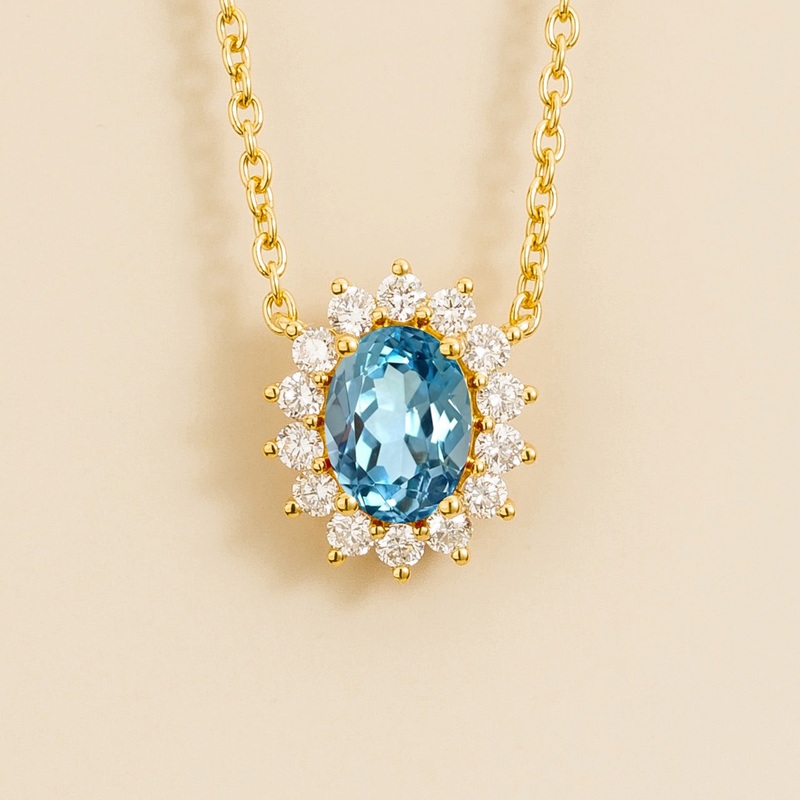 Divo Gold Necklace Set With Aquamarine & Diamond