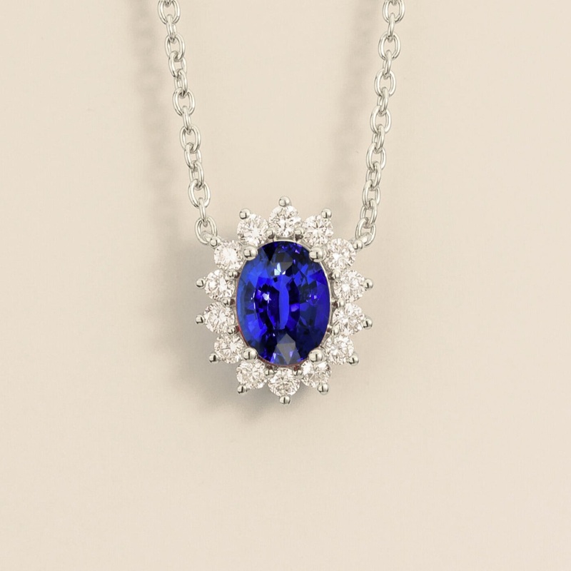 Divo White Gold Necklace Set With Blue Sapphire & Diamond