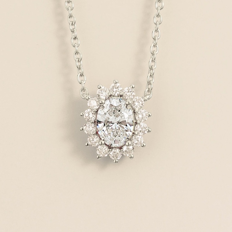 Divo White Gold Necklace Set With Diamonds