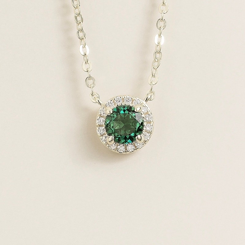 Mars White Gold Necklace Set With Emerald & Diamond