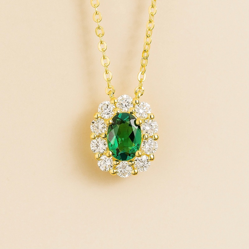 Prill Gold Necklace Set With Emerald & Diamond