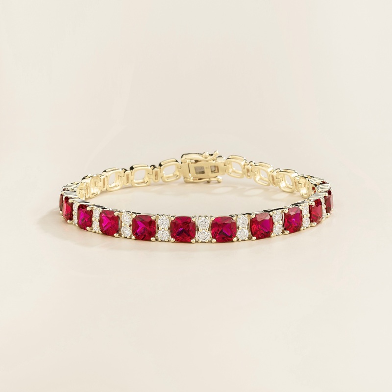 Sira White Gold Bracelet Set With Ruby and Diamond