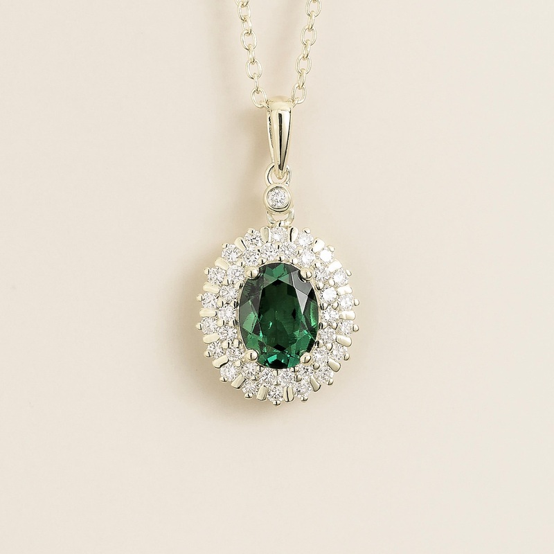 Viva White Gold Necklace Diamond & Emerald
