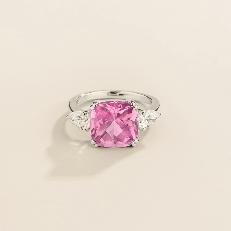 Pari White Gold Ring Light Pink Sapphire & Diamond