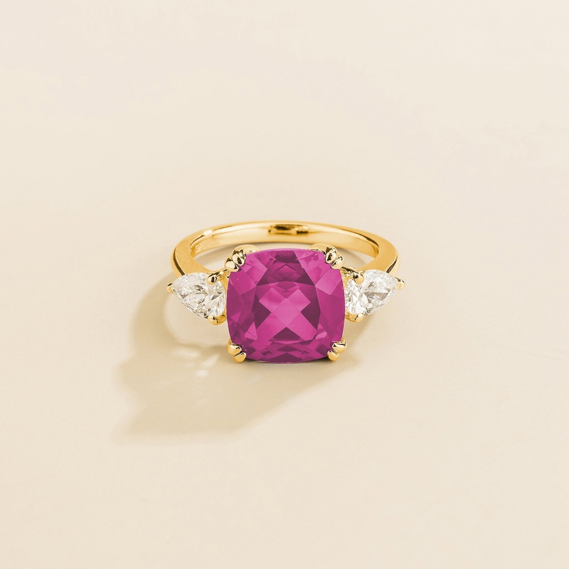 Pari Gold Ring in Pink Sapphire & Diamond