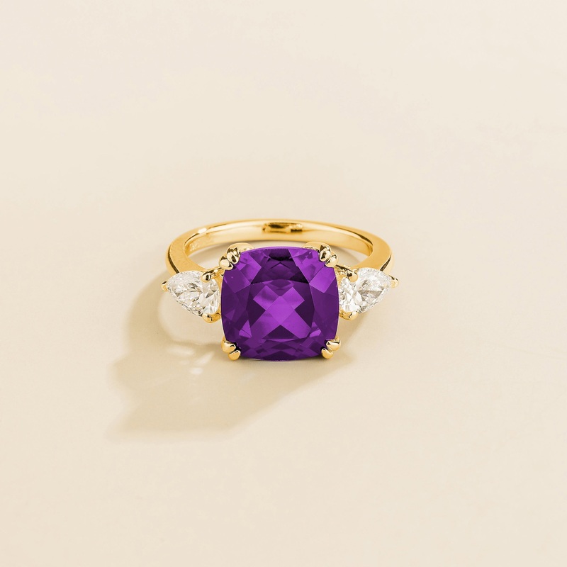 Pari Gold Ring in Purple Sapphire & Diamond