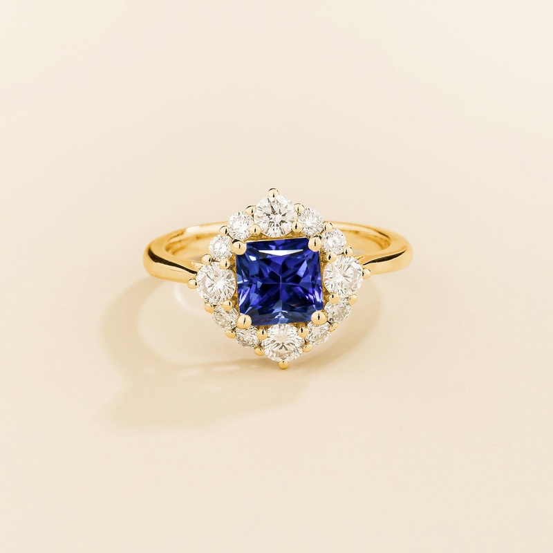 Tuli Gold Ring in Blue Sapphire & Diamond